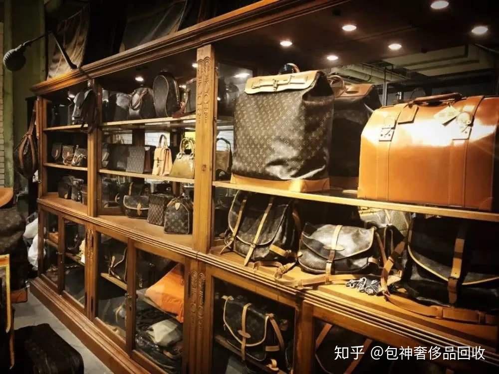 花费1亿请赵本山代言成本2毛骗农户200亿创始人至今未出狱