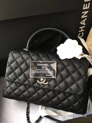 中国二手奢侈品平台开启千亿市场线下布局如何打破消费者信任危机？