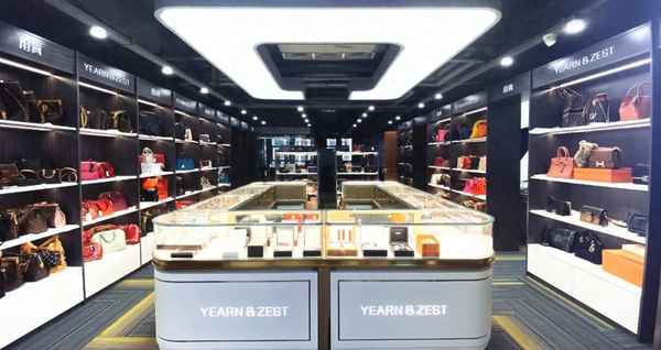 如何挑选适配个人需求的奢侈品鞋服回收相关服务平台